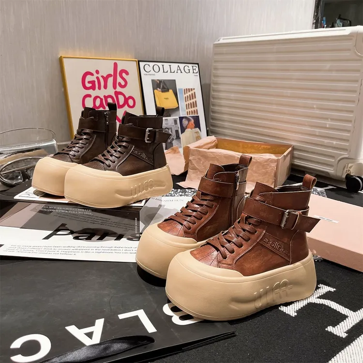 轻便热门爆款2025厚底增高丑萌大头鞋复古擦色脏脏高帮面包鞋女潮