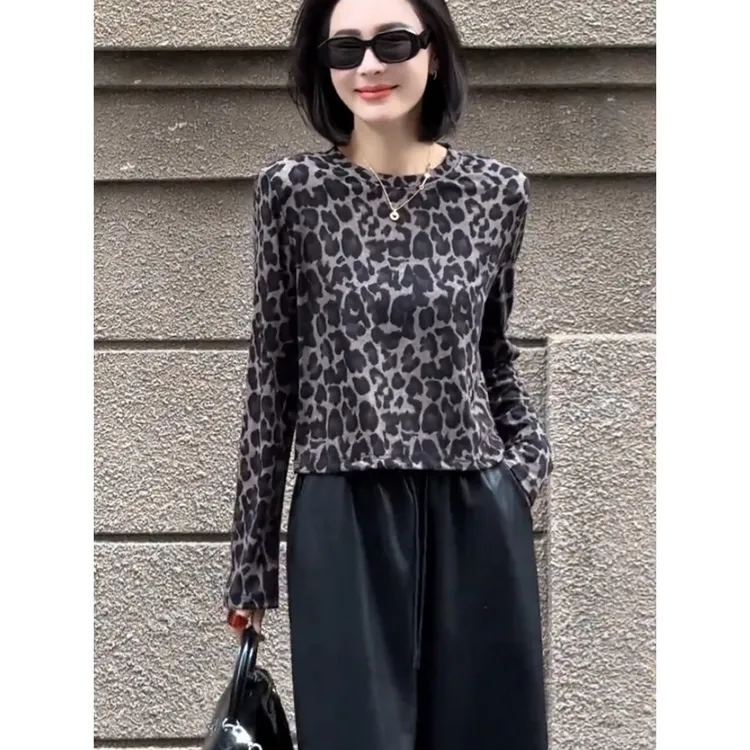 欧货时尚豹纹印花长袖T恤女2025秋季新款洋气复古圆领短款上衣潮