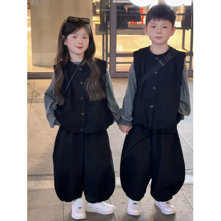 儿童秋季套装新款男女童洋气时尚兄妹马甲坎肩T恤休闲束脚裤