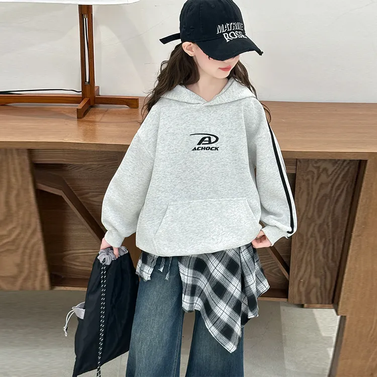 女童秋季套装2025秋季洋气拉条宽松带帽卫衣牛仔裤套装休闲25175