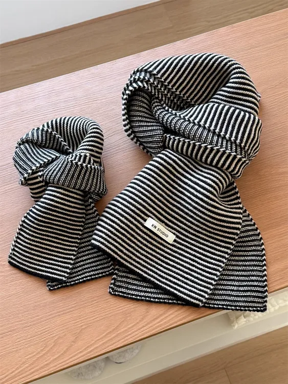 经典黑白配色单品日系女主百搭条纹针织围巾情侣亲子时髦保暖围脖