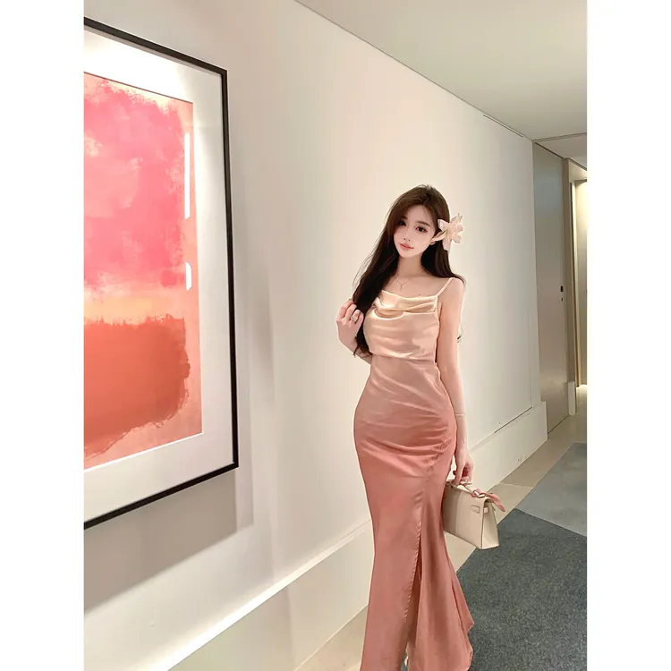 法式醋酸缎面荡领褶皱吊带连衣裙女晕染渐变性感开叉包臀中长裙子