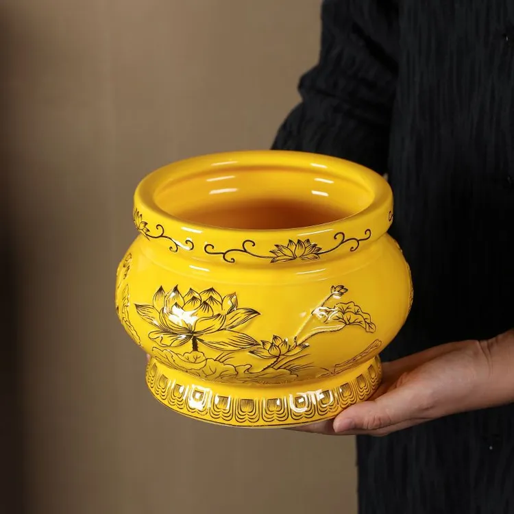陶瓷香炉居室白浮雕香炉家用陶瓷莲花烧香炉插香