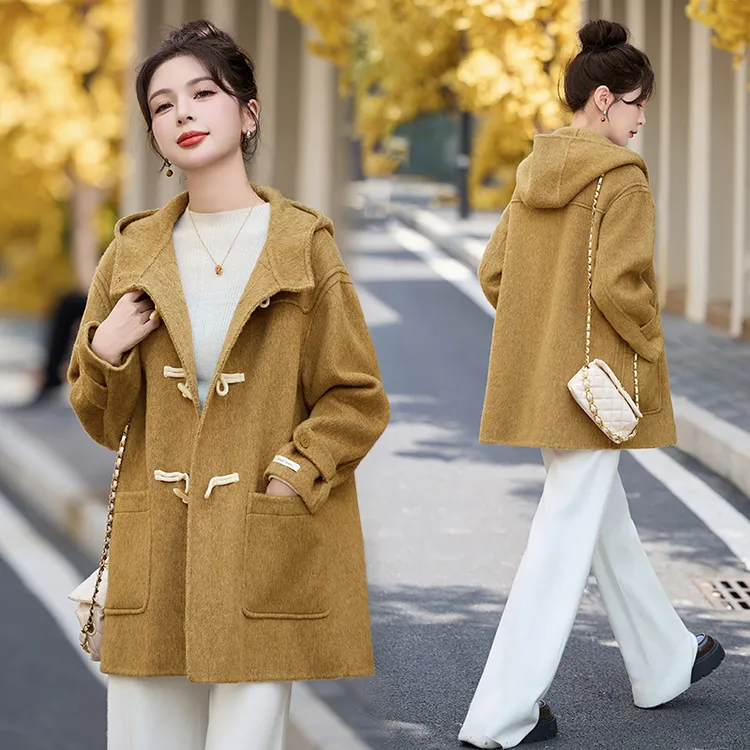 牛角扣连帽双面羊毛大衣女2025年秋冬新款洋气减龄中长款毛呢外套