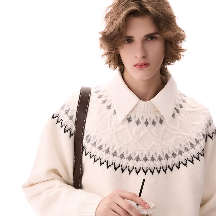 CHOR冬季新款费尔岛羊毛混纺复古休闲圆领毛衣气质白色针织时尚