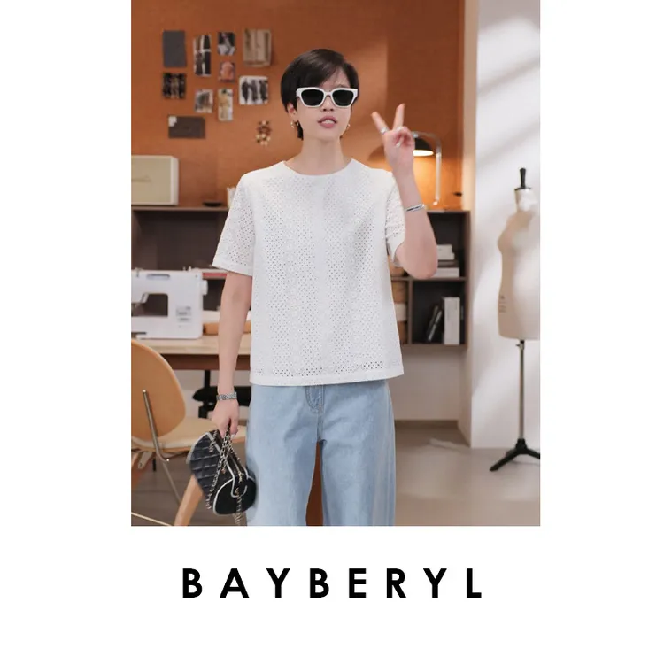 CC09-BAYBERYL老贝小白花*镂空绣花南法棉圆领短袖上衣NCY5G0303 