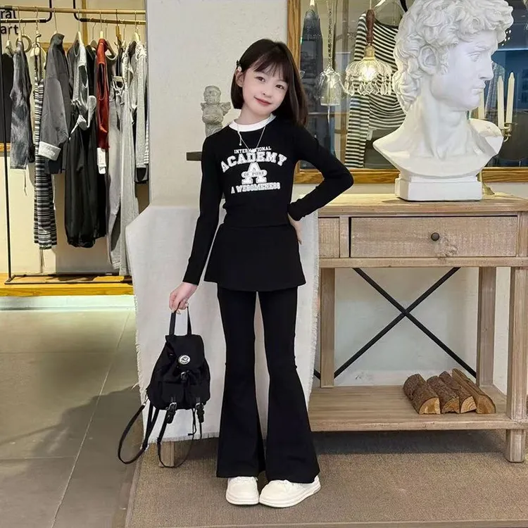 女童秋装套装2025儿童甜酷潮修身T恤屁帘喇叭裤街舞爵士舞两件套