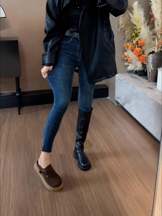 高腰牛仔裤女大码2025秋冬加绒修身显瘦紧身弹力小个子九分小脚裤