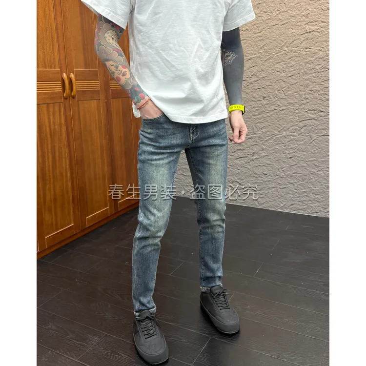 2025秋冬新款时尚休闲百搭净版刺绣修身加绒男士牛仔裤5086