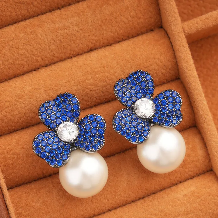 铜合金合成锆石耳饰 小众设计感花朵耳环微镶精致花瓣耳钉耳饰女