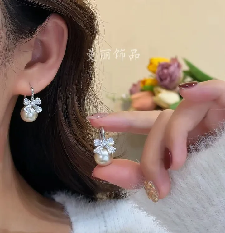 铜合金耳饰 20225精致冰透蝴蝶奶油珠耳环