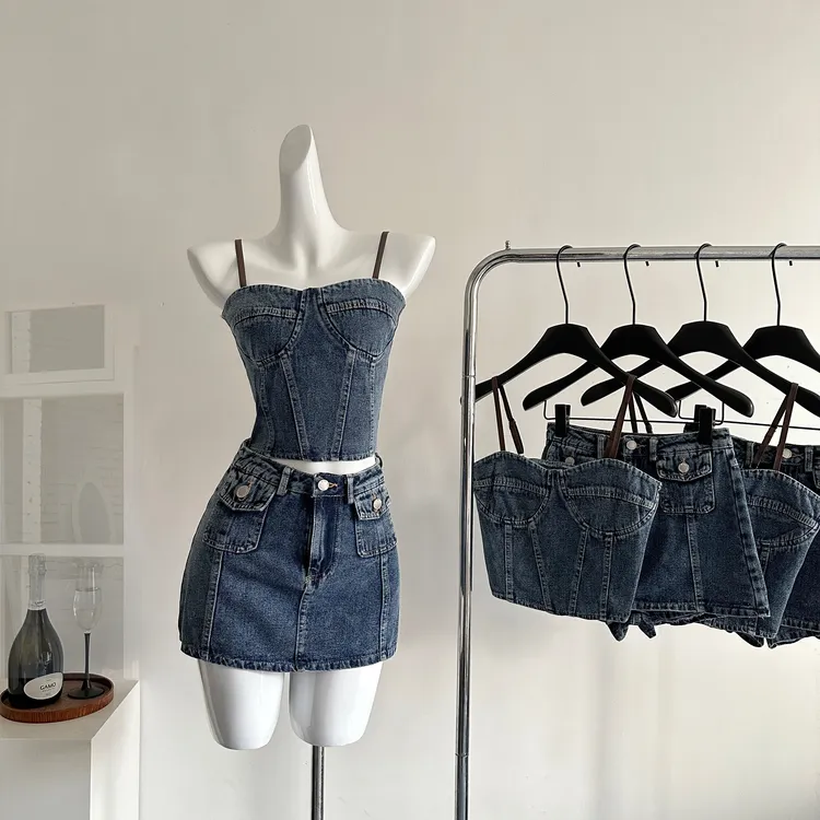  boyfriend 复古腔调感抹胸上衣高腰短款工装裙牛仔套装