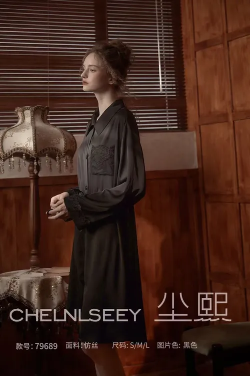 尘熙25年秋冬新款仿醋酸面料家居服