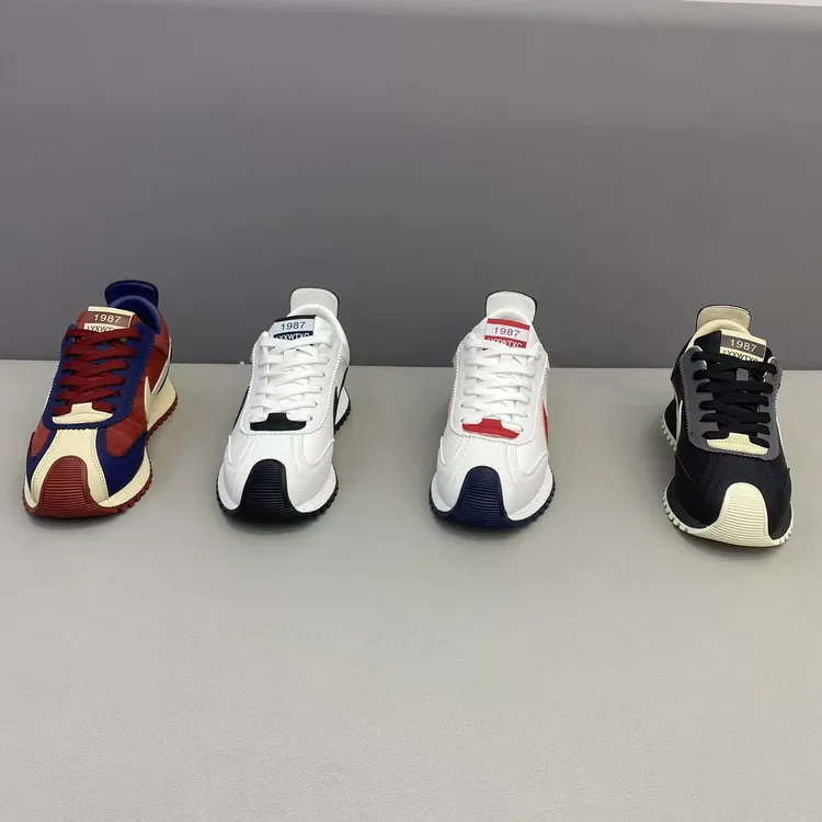 秋冬新款透气休闲鞋时尚个性户外防滑运动鞋阿甘男潮鞋