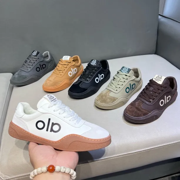 秋季新款皮面软底潮男休闲鞋运动潮流轻奢百搭板鞋