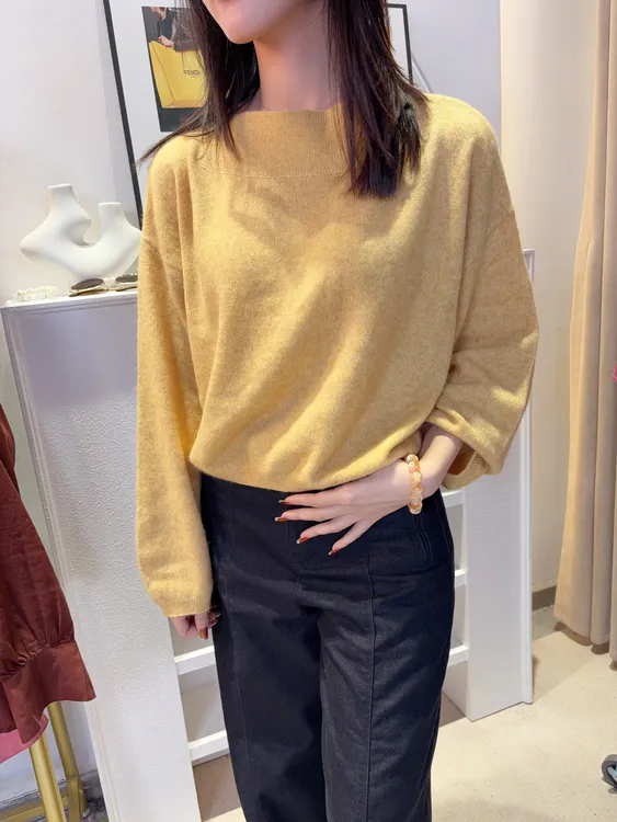 AG.BELL/贝莉服饰宽松百搭小方领毛衣