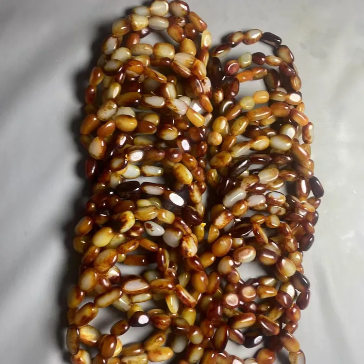 新疆和田玉红皮随形手链多样性发货拍一发一