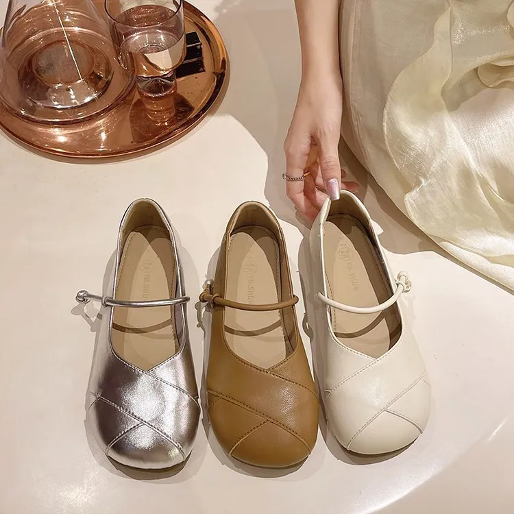 2025网红新款炸街气质配裙子一字式高颜值玛丽珍百搭小皮鞋女单鞋