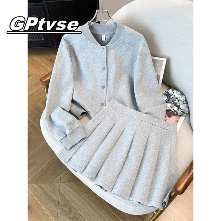 GPTVSE韩式棒球制服夹克百褶裙秋冬女性两件套加码胖时尚减龄Look