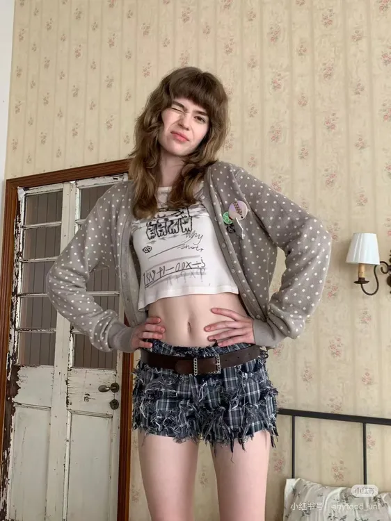 新款韩系波点气质时尚休闲长袖短款百搭上衣外套Y1401