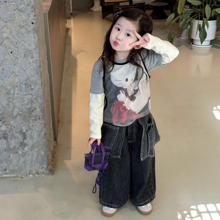小思家女童2025秋季新款韩版洋气潮酷假两件T恤屁帘牛仔裤套装