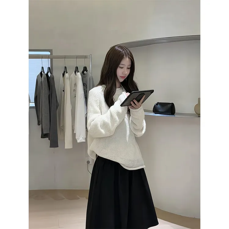 韩系温柔简约慵懒感卷边领口宽松百搭针织衫秋季上衣显瘦宽松裤子