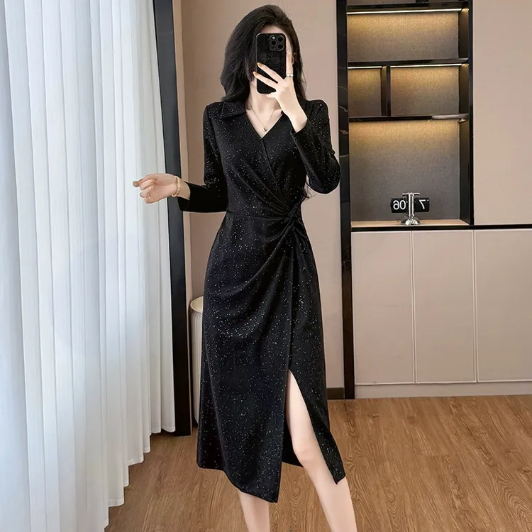 大码连衣裙长裙V领复古春秋新款长袖开叉时尚洋气修身显瘦亮晶晶