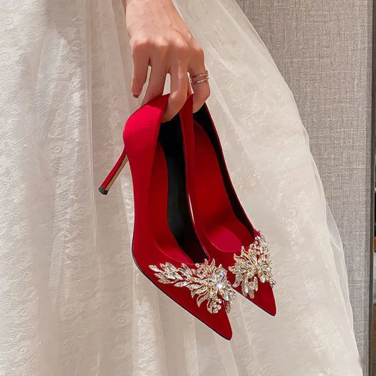 2024春季新款新娘鞋不累脚婚鞋秀禾婚纱两穿法式高跟鞋女细跟锦锦