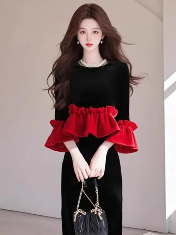 春秋穿搭高级感超好看独特漂亮小香风拼色丝绒上衣高腰显瘦半身裙