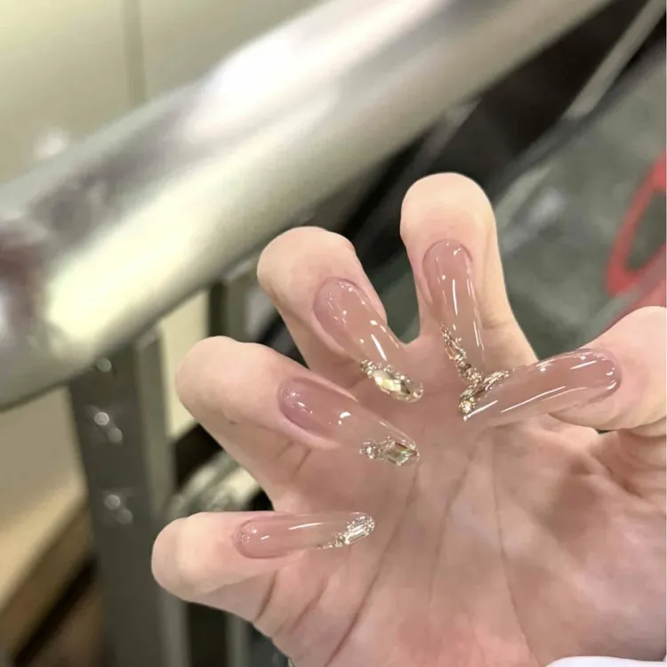 高档纯手工穿戴甲纯欲风香槟钻爆闪美甲片防水可拆卸长款婚甲穿戴