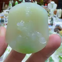 和田玉未镶嵌颈饰翠青观音观自在