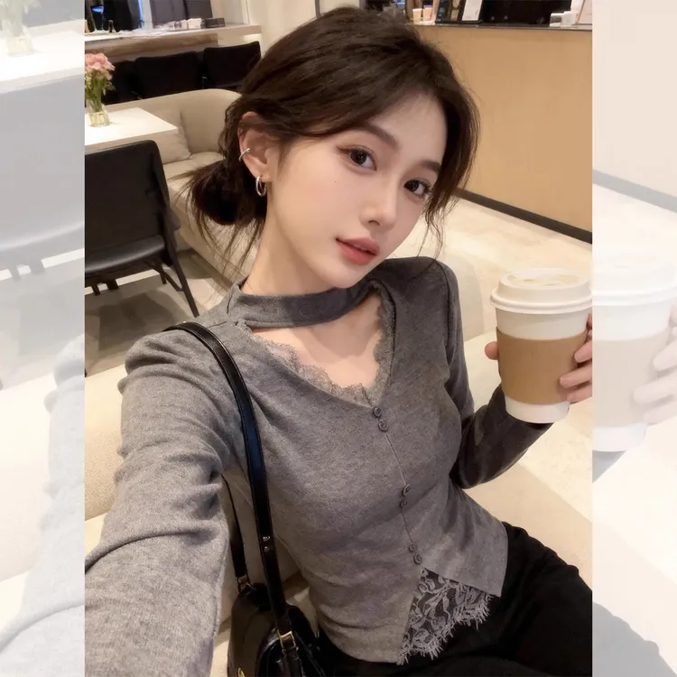 韩系漂亮灰色V领针织打底衫女早秋设计感绝美毛衣内搭蕾丝小上衣