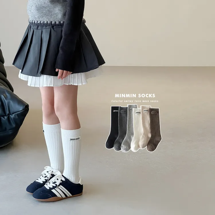 女童袜子春秋棉袜儿童miu系中筒袜韩版字母标女孩宝宝秋季长筒袜