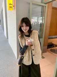 漫姐的店 现货【棉花糖马甲】百搭高级感毛茸茸马甲