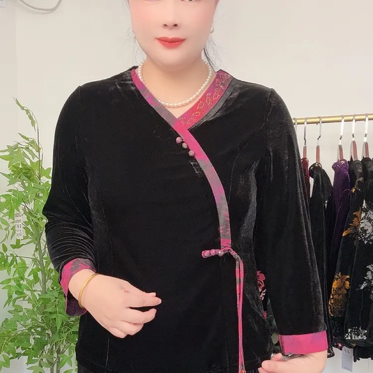 国风V领盘扣金丝绒长袖修身显瘦中老年妈妈装上衣