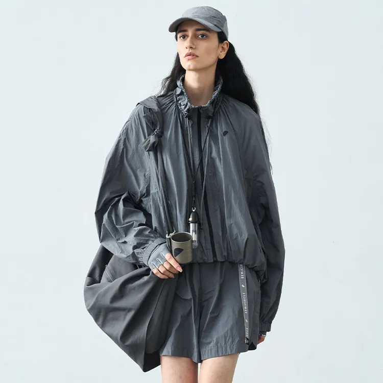 【OH】半圆女装[运动]2025春季新款轻运动防晒外套女短15621223