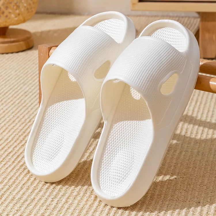 规则条纹款凉拖鞋