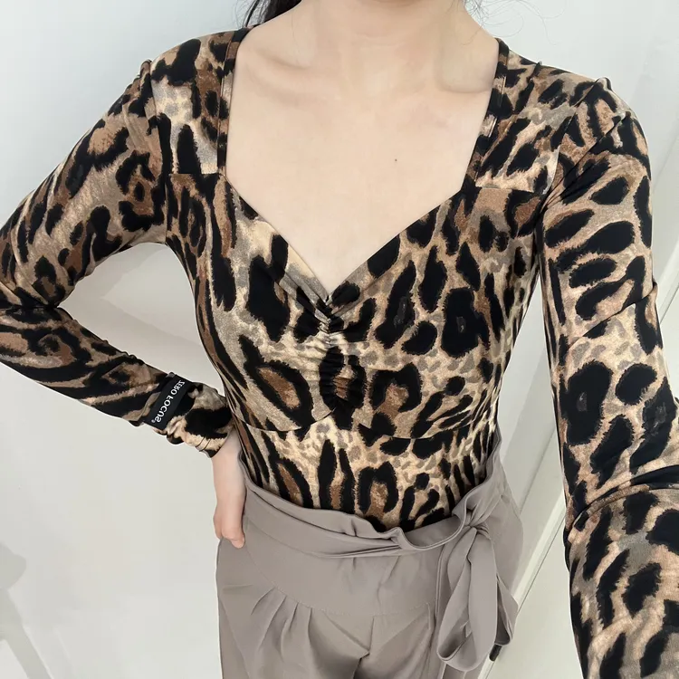 【熊瑛老师】拉丁舞摩登舞长袖舒适七色上衣