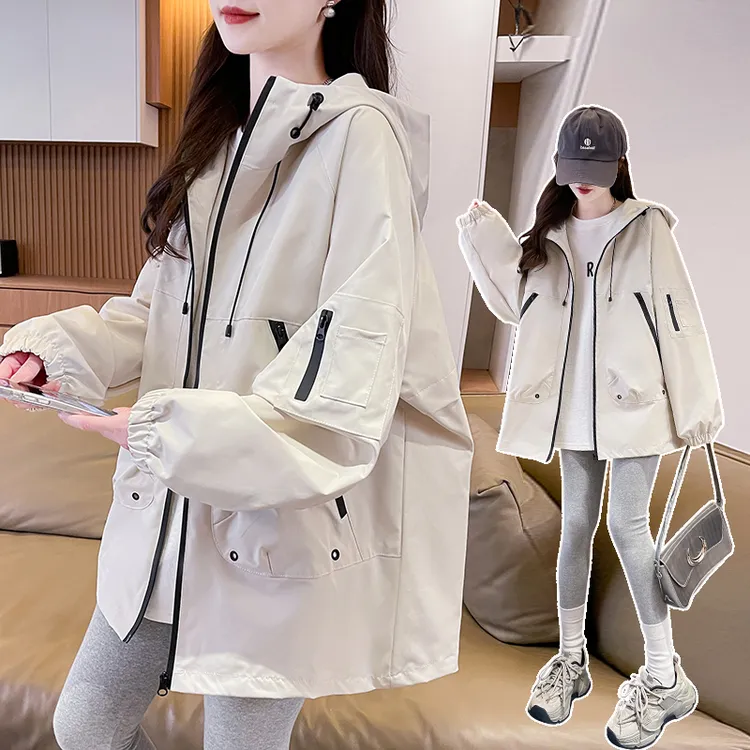 冲锋衣外套女2025春秋新款宽松大码胖MM显瘦学生拼接连帽工装风衣