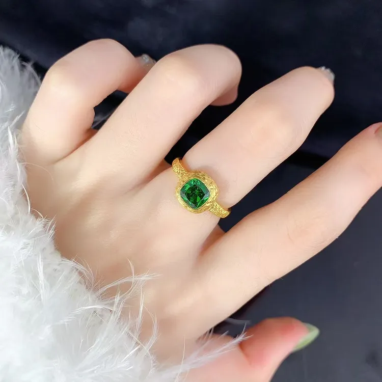 【伟新源】足金999  镶嵌工艺 中古绿泡泡戒指 （选择圈口）附加120