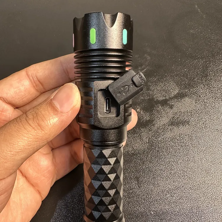 凯森越特L4一万流明强光充电户外超亮远射手电筒小型便携大功率