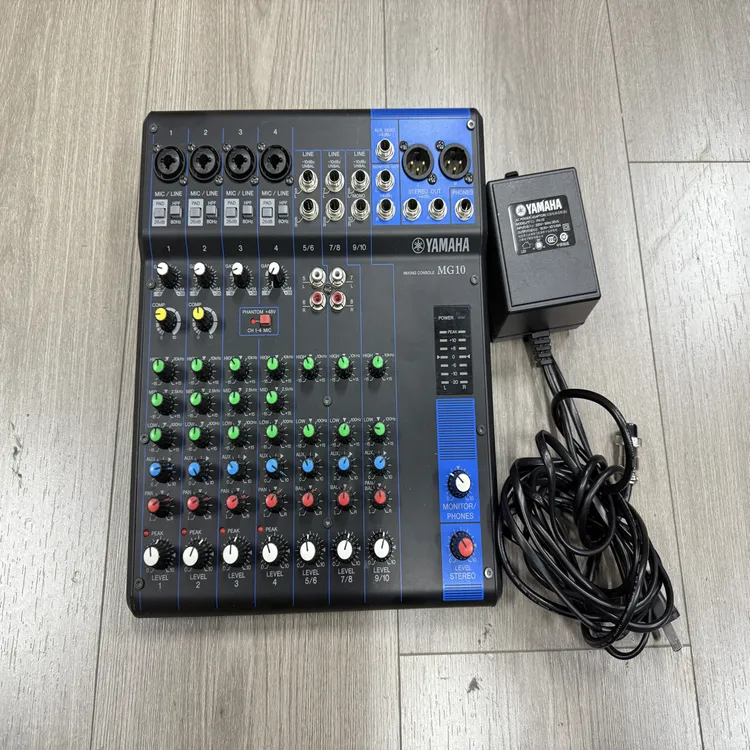 8新  雅马哈MG10调音台（不包邮）