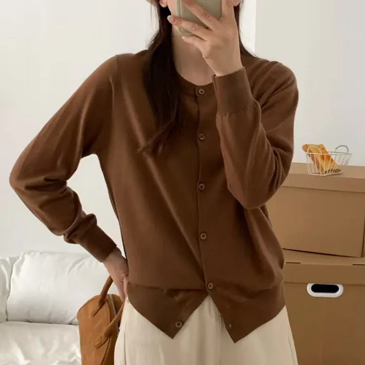 纯色针织超细美丽诺羊毛衫开衫女长袖时尚百搭早秋新款 长57