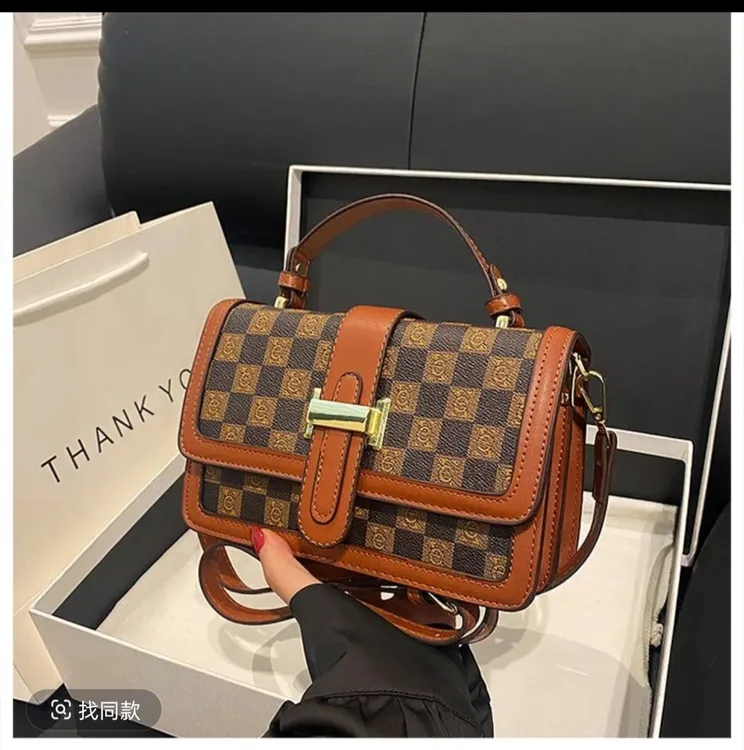 高级感小众软皮通勤包包女2024新款时尚水杯