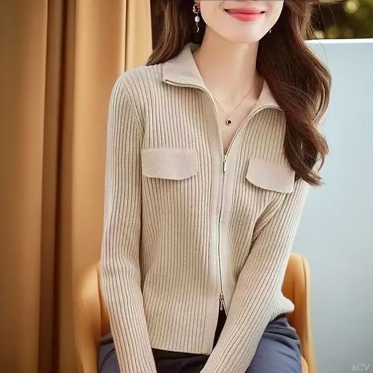 春秋短款小个子上衣洋气减龄毛衣外套百搭灰色翻领拉链针织开衫女