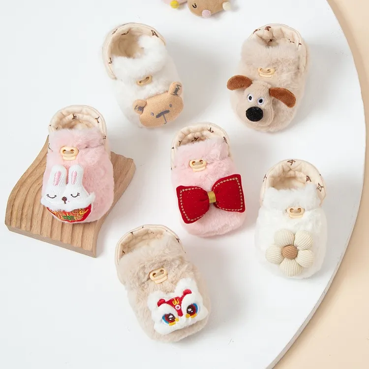 婴幼儿秋冬季加厚毛绒卡通毛毛鞋0-12个月夹棉保暖鞋套软底步前鞋