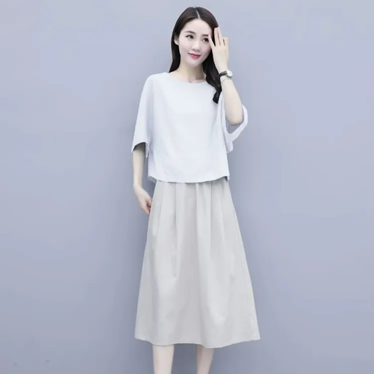 棉麻连衣裙女宽松2025年夏季新品休闲减龄两件套气质亚麻时尚套装