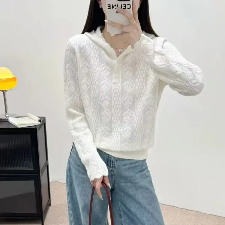 大码洋气显瘦蕾丝浮雕时尚连帽镂空气质胖mm百搭宽松女长袖针织衫