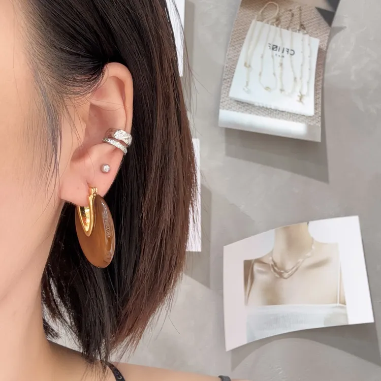 铜合金亚克力耳饰 复古港风美拉德圆圈 秋冬高级感气质百搭耳饰