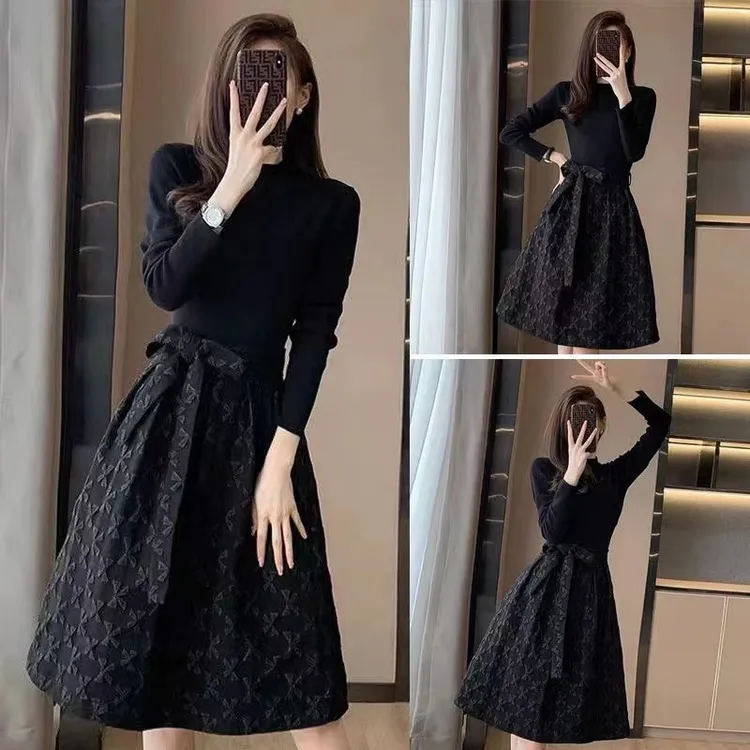 黑色赫本连衣裙假两件女秋冬季2025新款时尚气质收腰显瘦小黑裙子